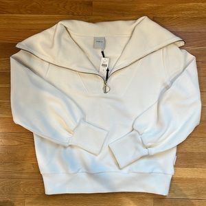 NWT Vine Half Zip Ivory Size Small